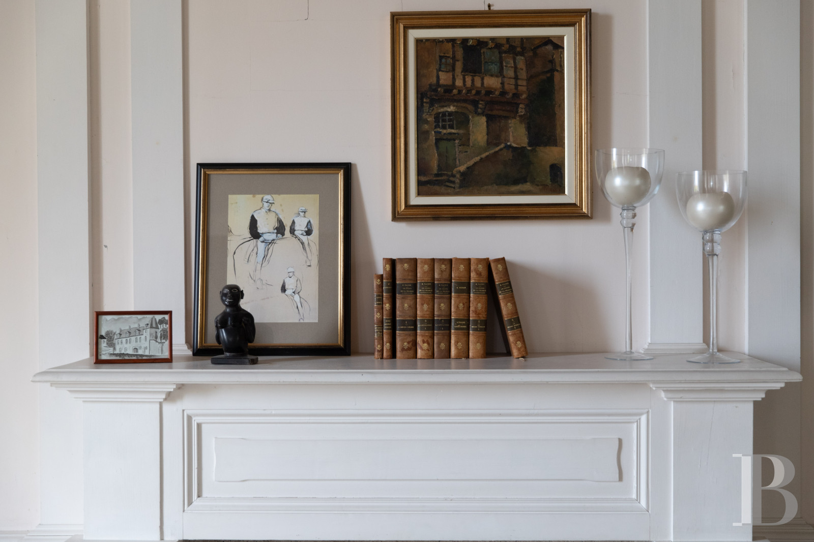 En Indre-et-Loire, sur les hauteurs d’un village, près d’Amboise, un château et son hameau en bordure de forêt - photo  n°10